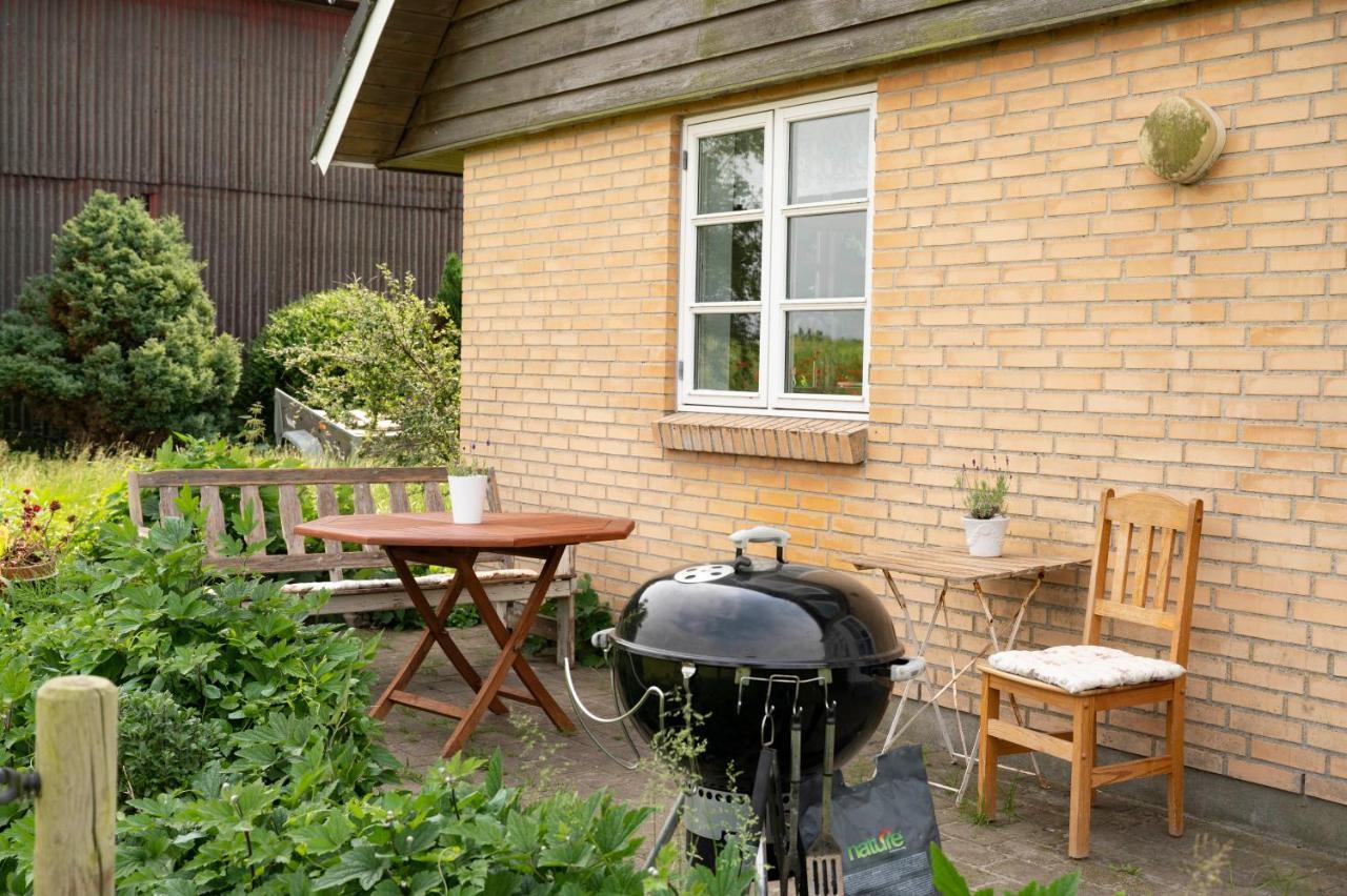 Skortskaer Bondegardsferie Acomodação com café da manhã Havnsø Exterior foto