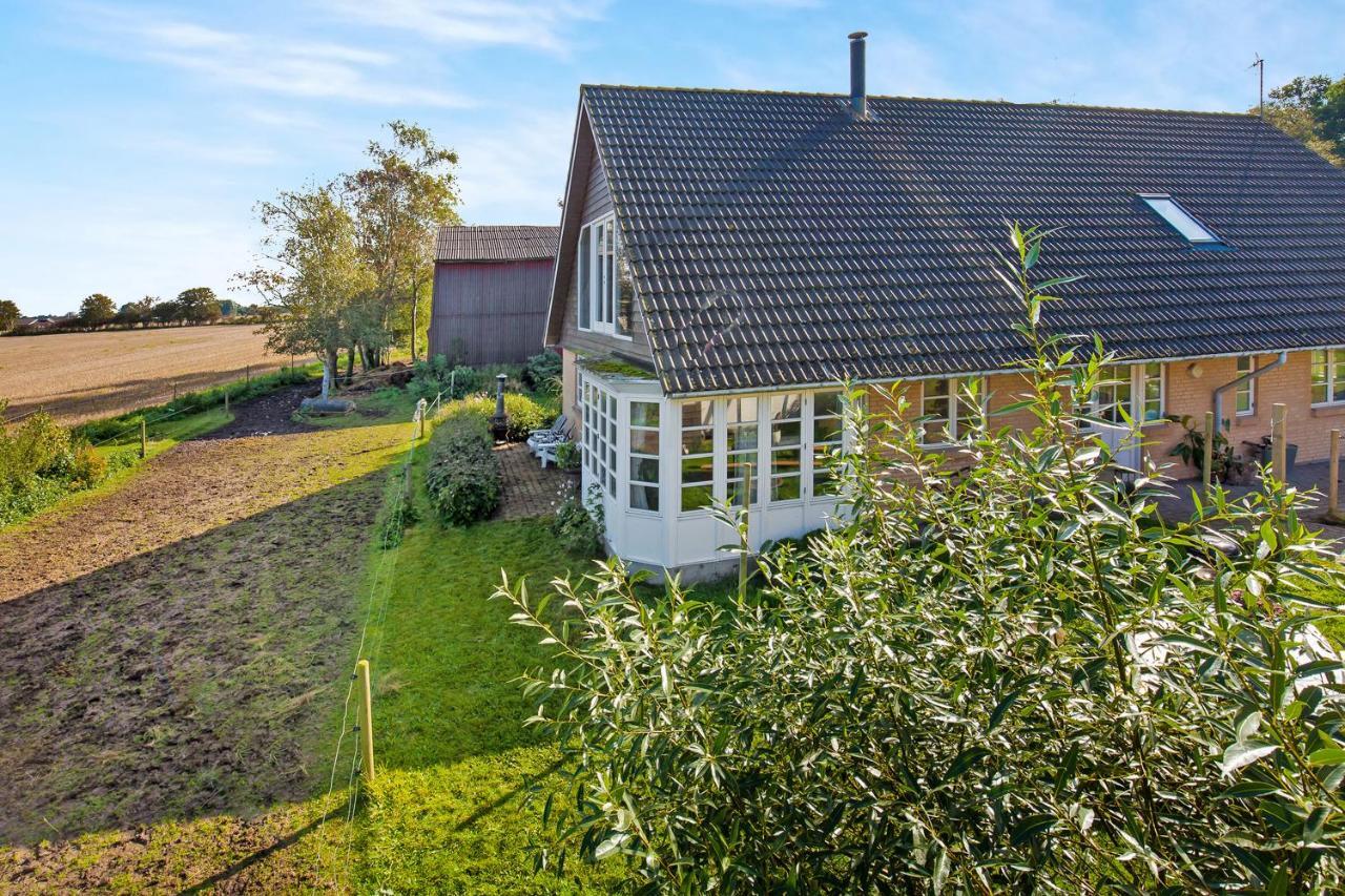 Skortskaer Bondegardsferie Acomodação com café da manhã Havnsø Quarto foto